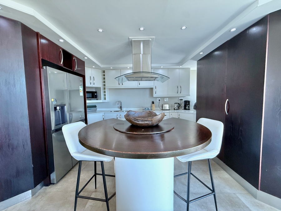 3 Bedroom Property for Sale in Waves Edge Western Cape